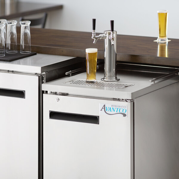 Refrigeration_Equipments_Bar_Refrigerators_Beer_Dispensers_Lease-Avantco_Kegerator_Beer_Dispenser_UDD-1-HC-S
