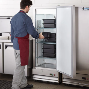Refrigeration_Equipments_Reach-In_Refrigerators_and_Freezers_Lease-Avantco_Solid_half_Door_Freezer_A-12F-HC-25
