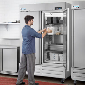 Refrigeration_Equipments_Reach-In_Refrigerators_and_Freezers_Lease-Avantco_Solid_half_Door_Freezer_AP-49F-55