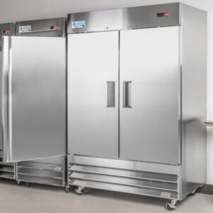 Refrigeration_Equipments_Reach-In_Refrigerators_and_Freezers_Lease-Avantco_solid_door_refrigerator_A-49R-HC-54