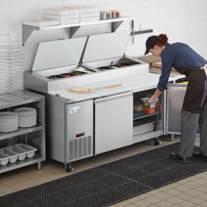Refrigeration_Equipments_Refrigerated_Prep_Tables_Lease-Avantco_Pizza_prep table_SSPPT-2-67