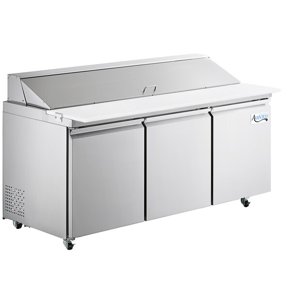 Refrigeration_Equipments_Refrigerated_prep_tables_Commercial_Sandwich_Salad_Preparation_Refrigerators_Lease-Avantco_SS-PT-71-AC-70_1